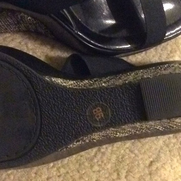 Charles David Wedges - Sz 9B - Picture 4 of 5